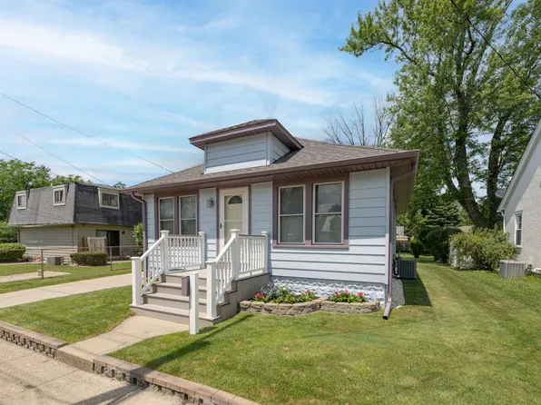 318 Whitcomb St, Kalamazoo, MI 49001
