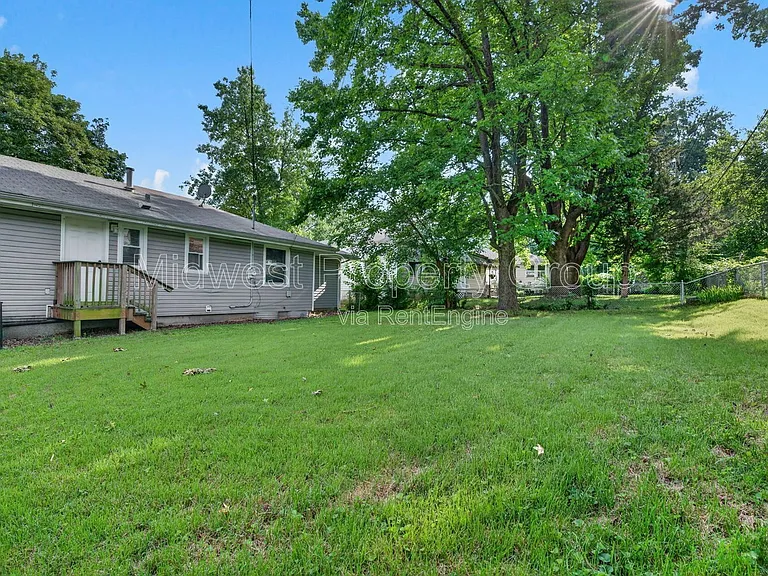 1427 Attica Dr — Photo 24