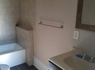 909 S State St #ROOMS, Raleigh, NC 27601