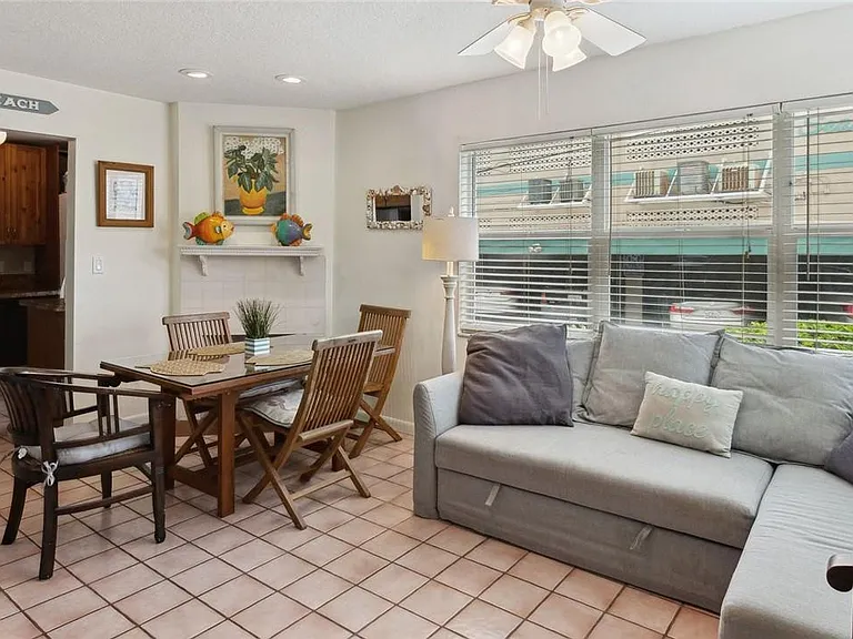 301 Van Buren St #101D — Photo 5