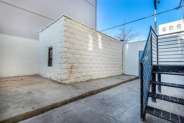 Rented by Nolita Group