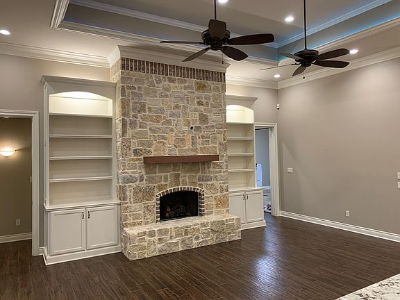 4th image of 200 Pecan Park Dr