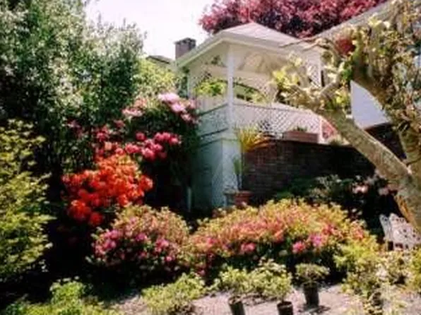 745 S 12th St, Coos Bay, OR 97420