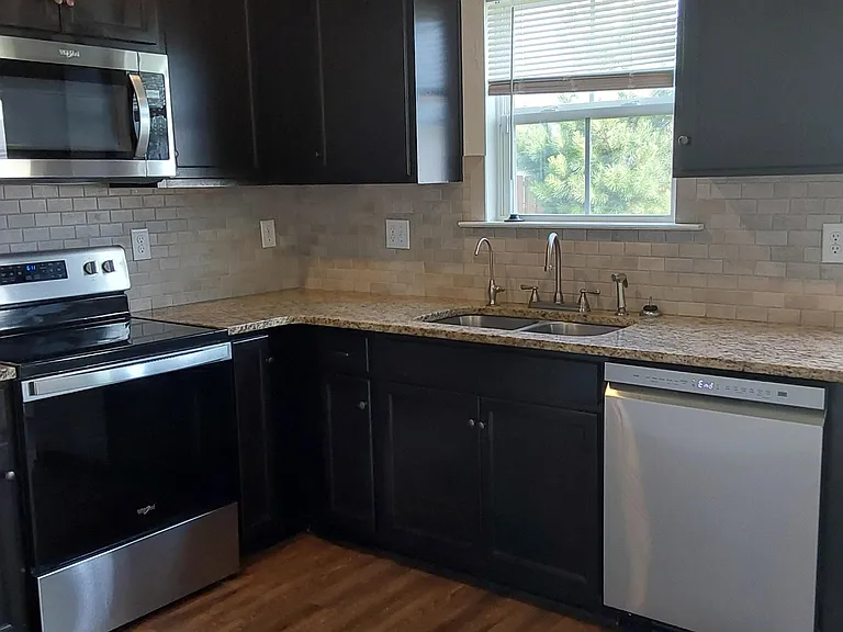 3900 Harper Franklin Ave — Photo 3
