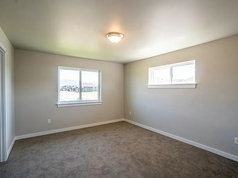 1300 Bunson Blvd — Photo 13