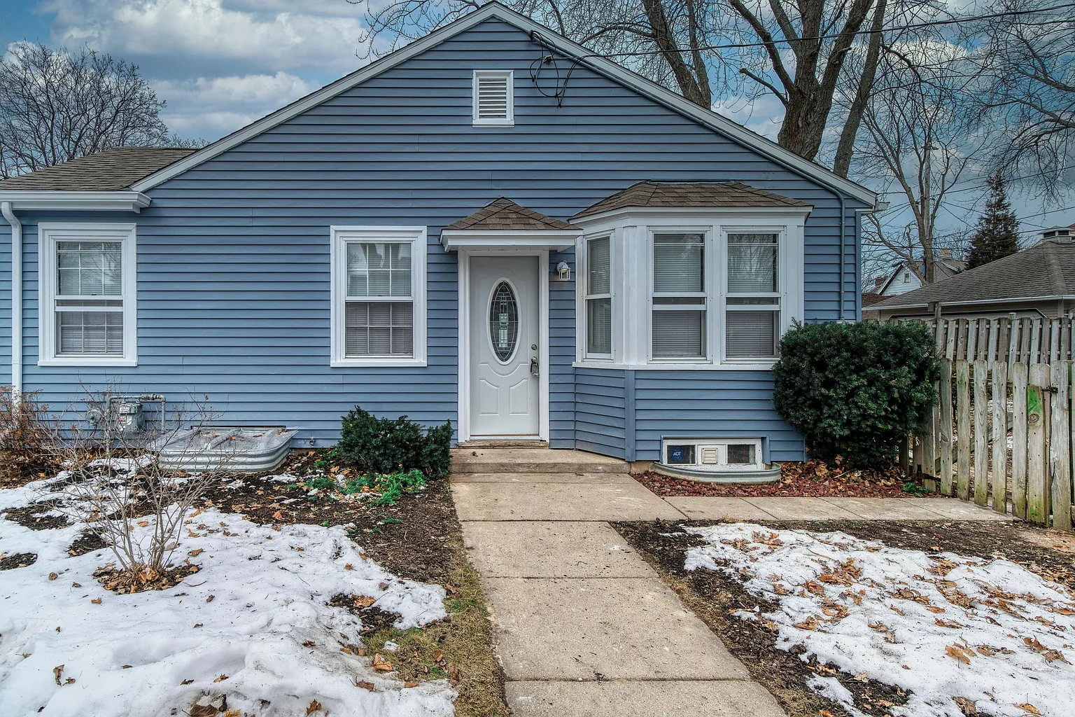 2802 N 61st St photo 1