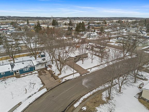 3rd image of 112 Elbert Dr