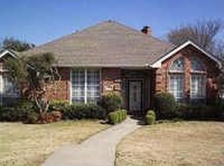 717 Robin Meadow Dr, Desoto, TX 75115
