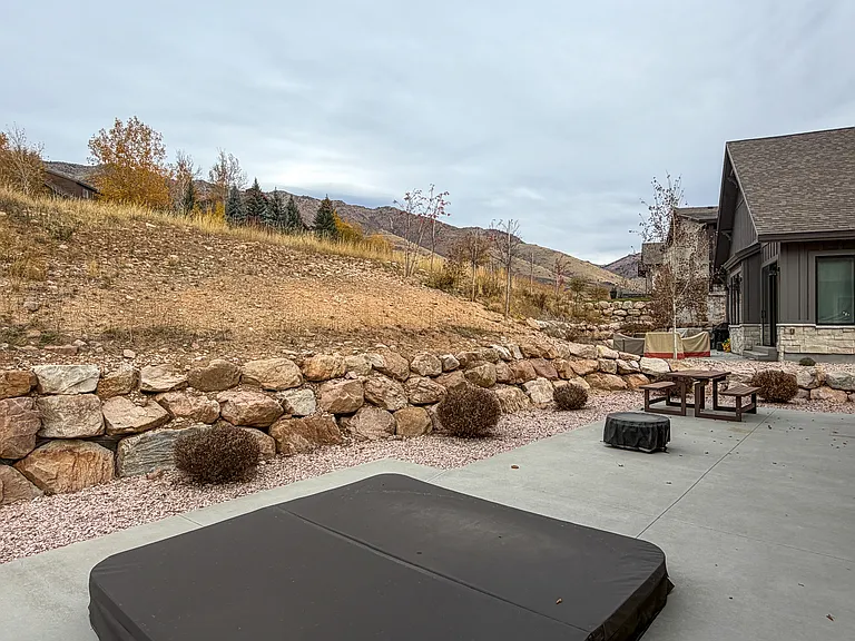 5979 E Big Horn Pkwy — Photo 32