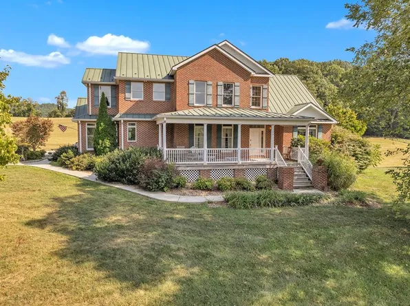 25428 Watauga Rd, Abingdon, VA 24211