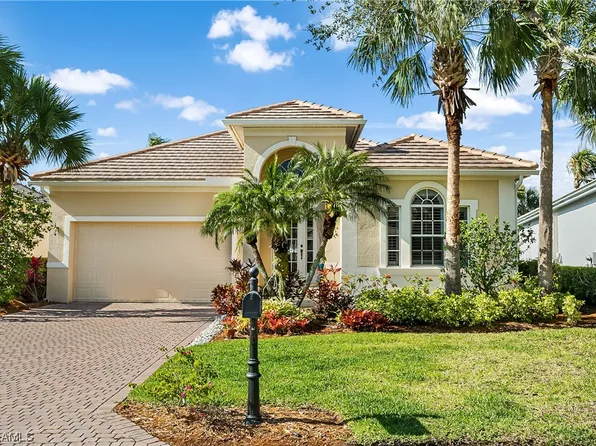 8930 Crown Colony Blvd, Fort Myers, FL 33908