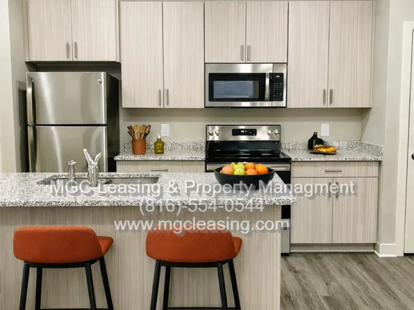 5621 NE 80th Ter #3D, Kansas City, MO 64119