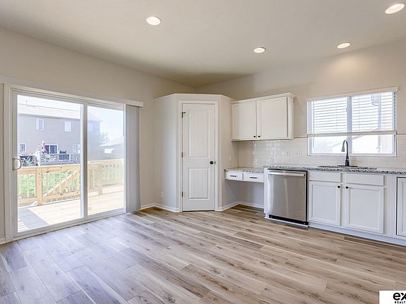 4th image of 4603 Clearwater Dr