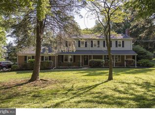 2005 County Line Rd, Villanova, PA 19085