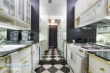 Rented by NextStopNY