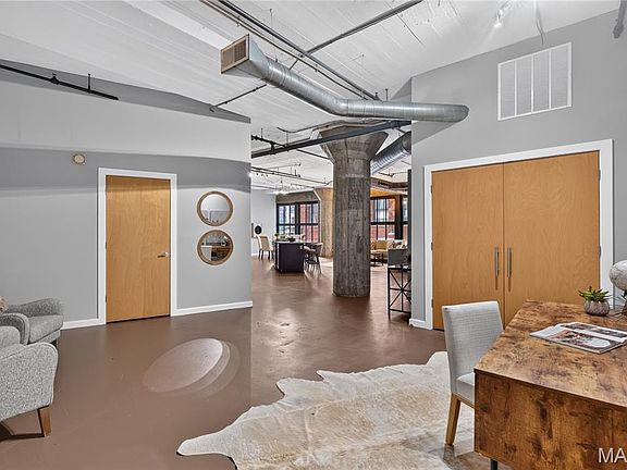 2nd image of 1619 Washington Ave #203