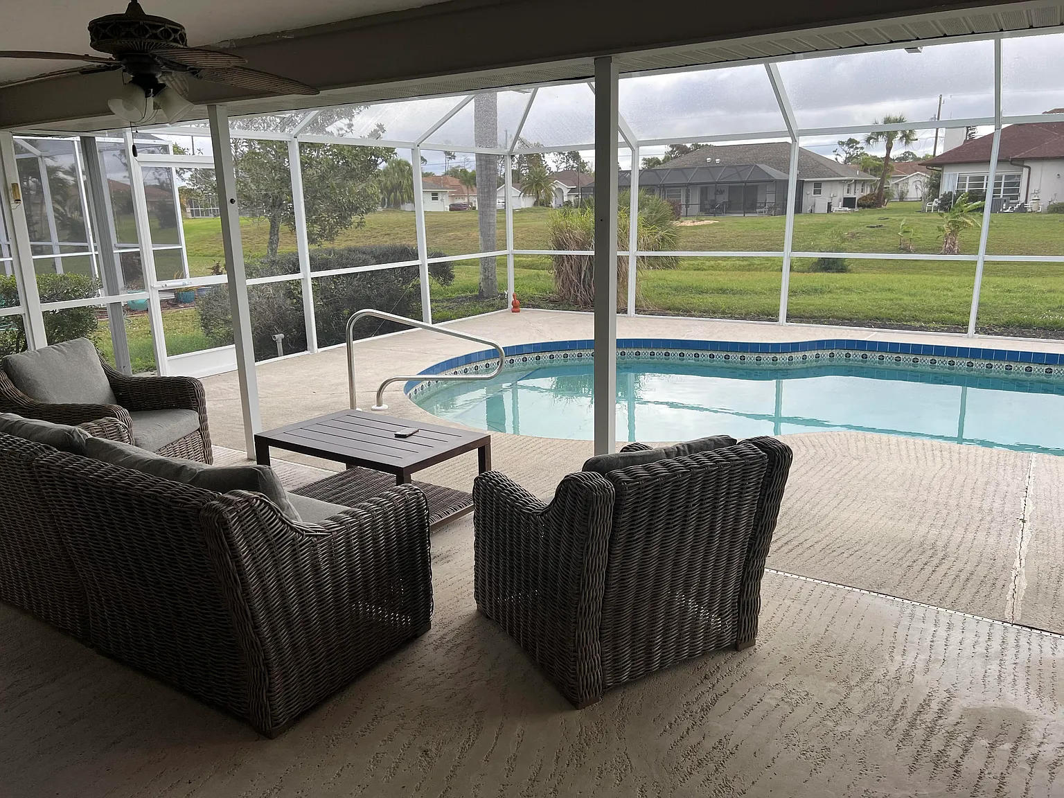 3 bed, 1796 sqft, $2,595 — Photo 2