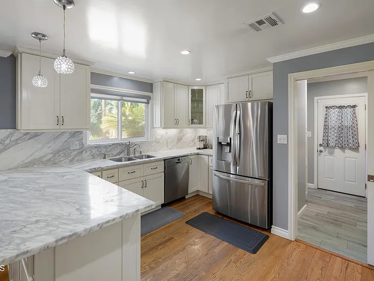 142 W Santa Anita Ter — Photo 16