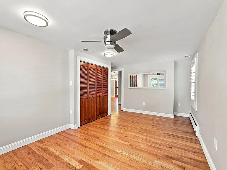741 Harrison St — Photo 14