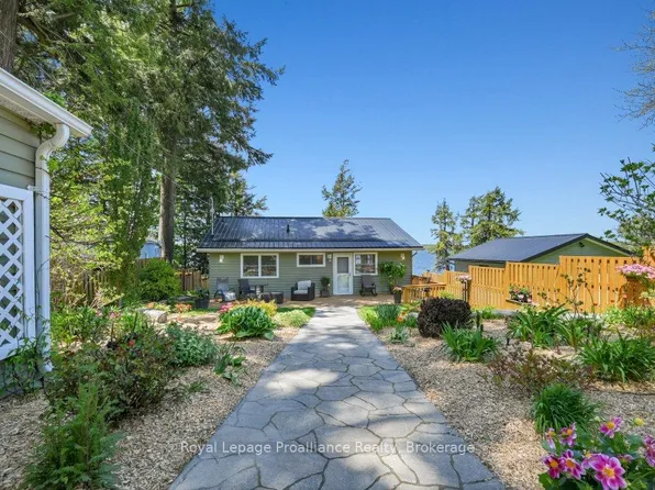 121A Rush Ln, Tweed, ON K0K 3J0