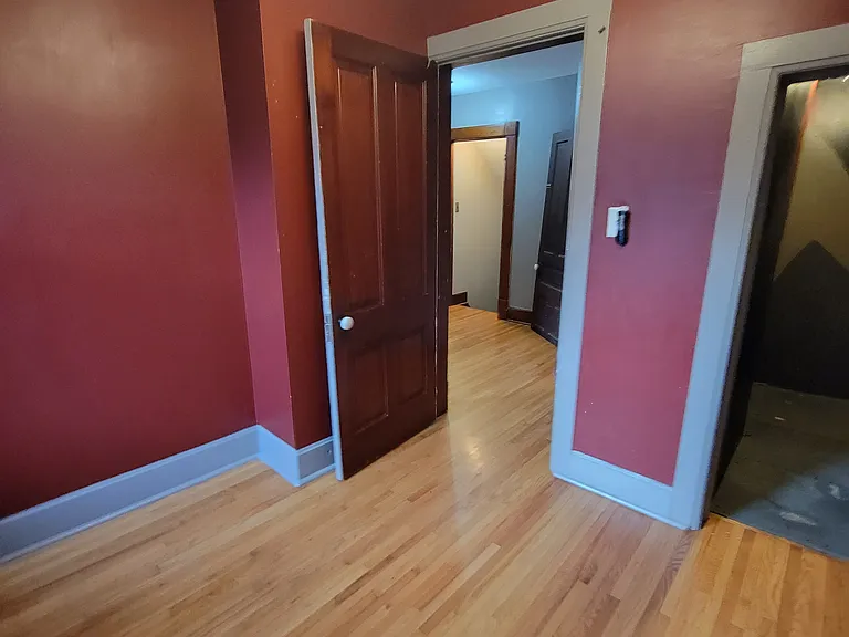 910 East Ave #B — Photo 14