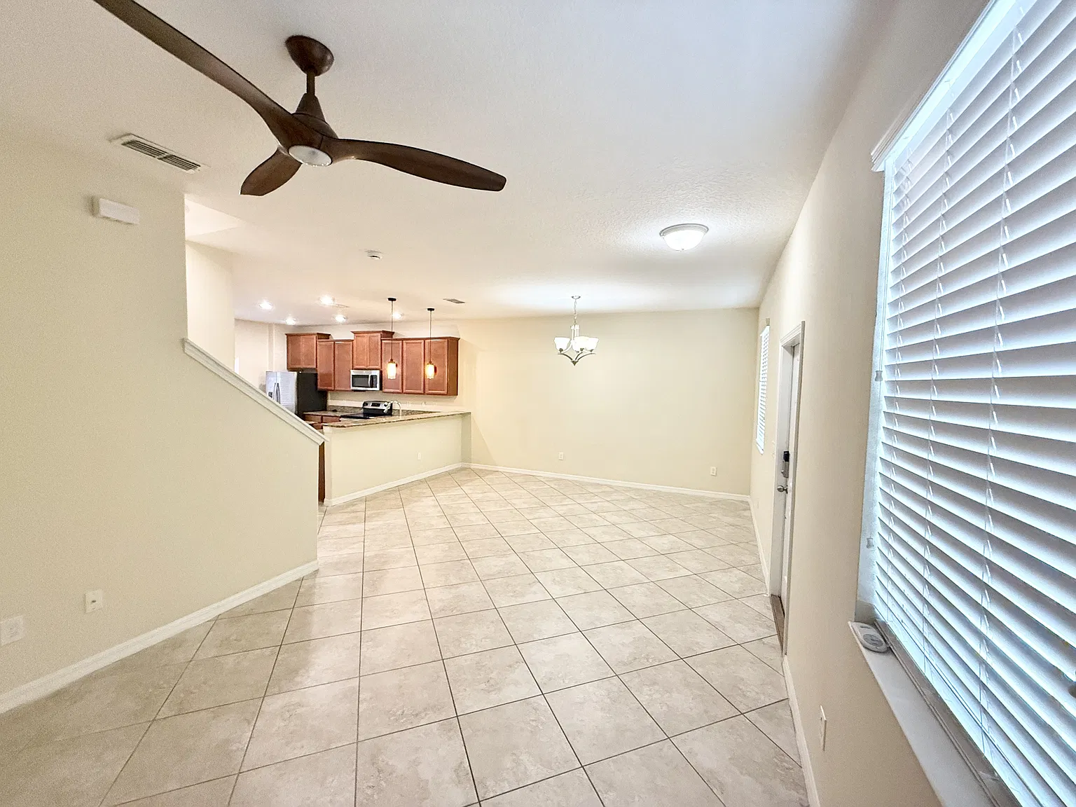 7630 Fairgrove Ave — Photo 4