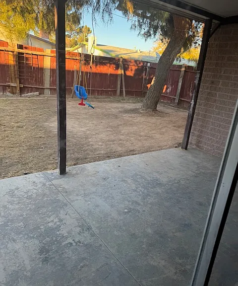 1900 Embrey Ave — Photo 5