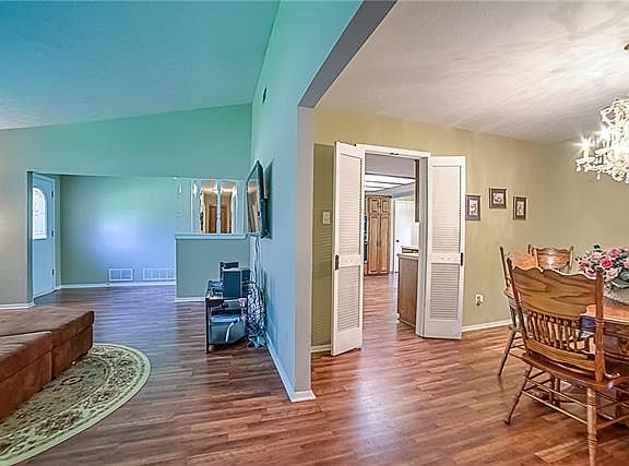 5th image of 4638 Bayberry Ln