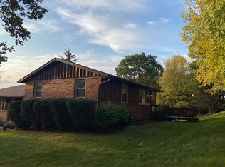 3337 Townsend St NW, Uniontown, OH 44685