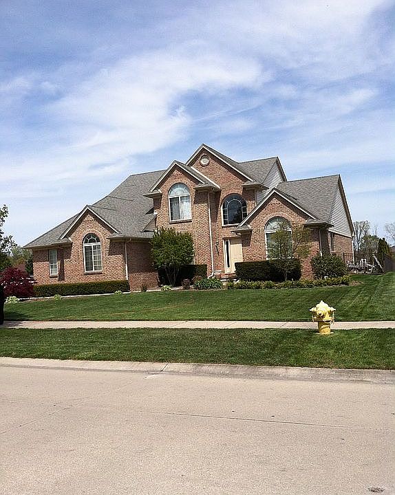 1st image of 19781 Woodview Dr