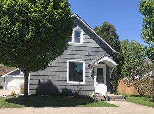 126 S 6th St, Decatur, IN 46733