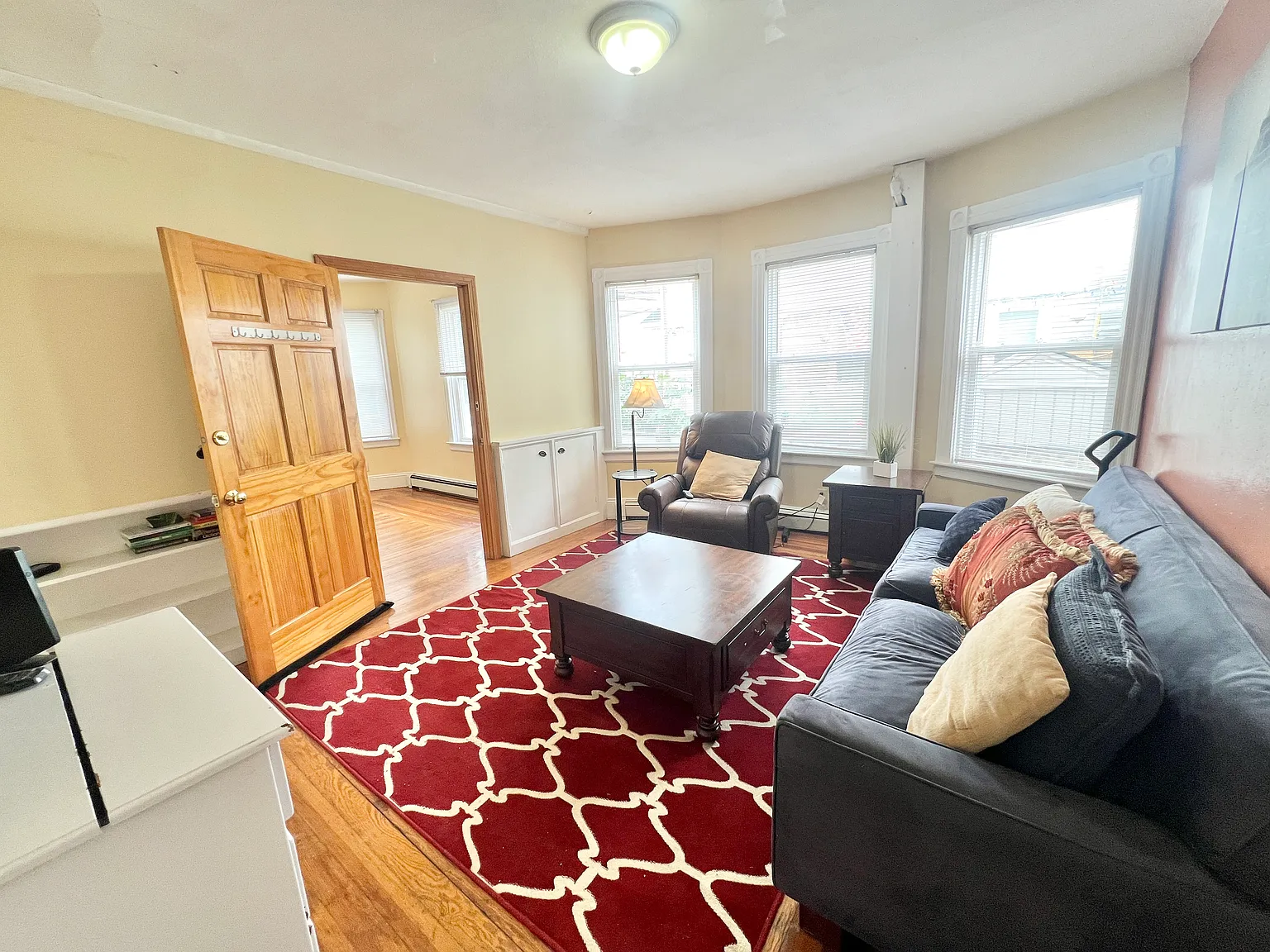 85 Vinton St — Photo 3