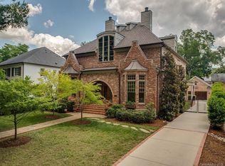 671 Llewellyn Pl, Charlotte, NC 28207