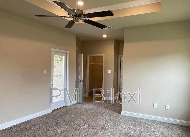 1208 Carraway Cv — Photo 11