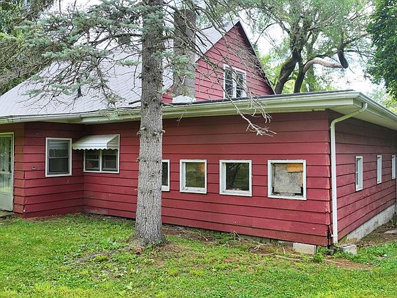 2nd image of 603 Laver Rd