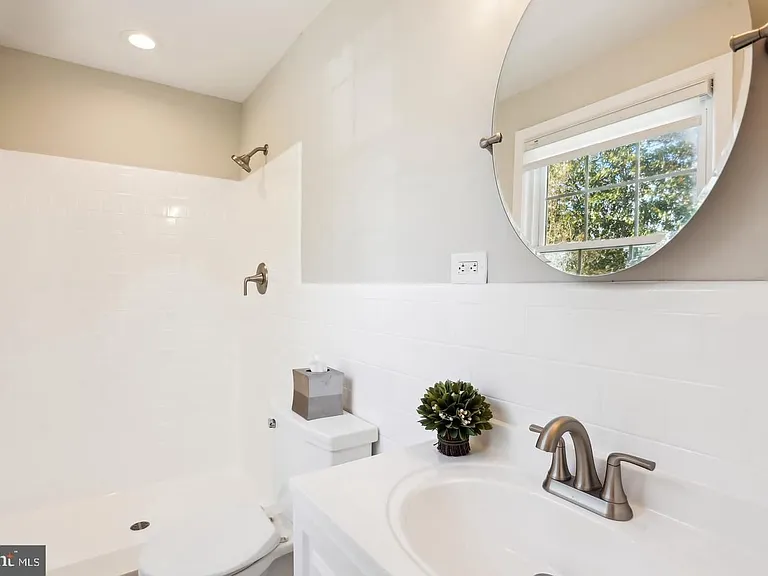 7832 Fulbright Ct — Photo 19