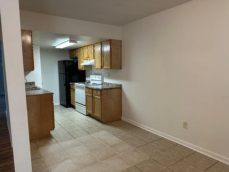 5716 Morningside Ct — Photo 17