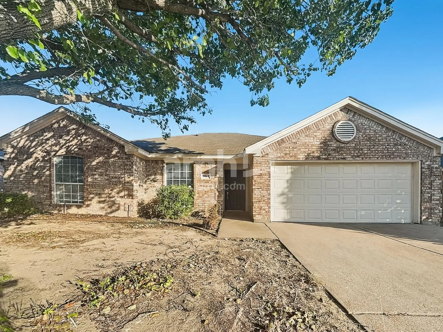 4 bed, 2.0 bath, 1772 sqft, $2,095 — Photo 1