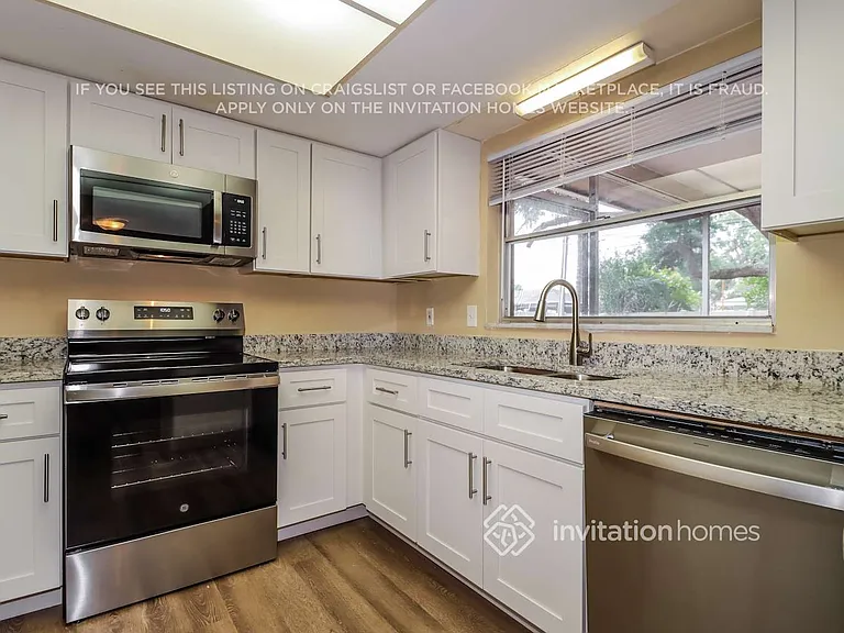 1685 Fortune Dr — Photo 8