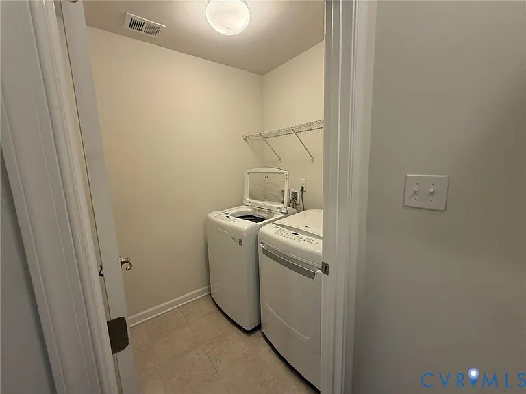 7983 Wistar Woods Ct — Photo 9