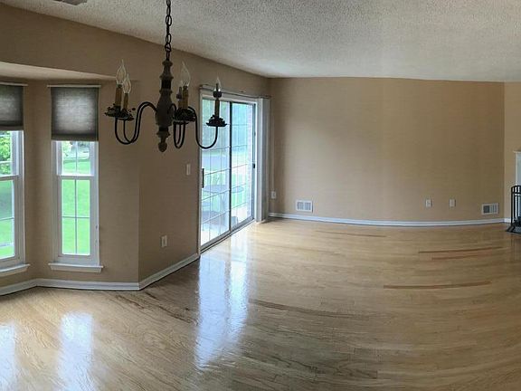 2nd image of 309 Strull Ct #309