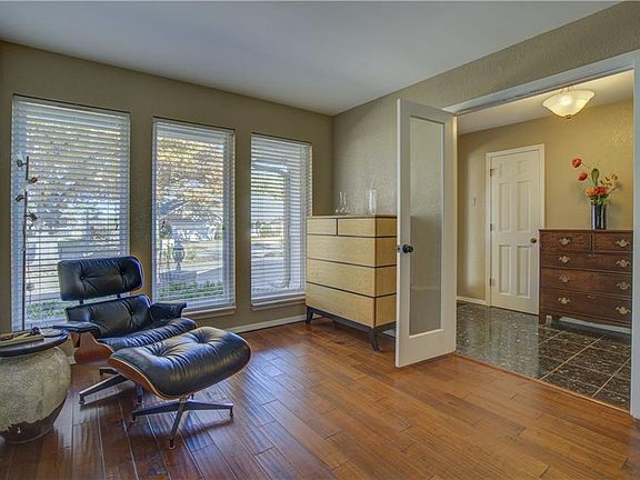 4th image of 4324 Tamarisk Dr