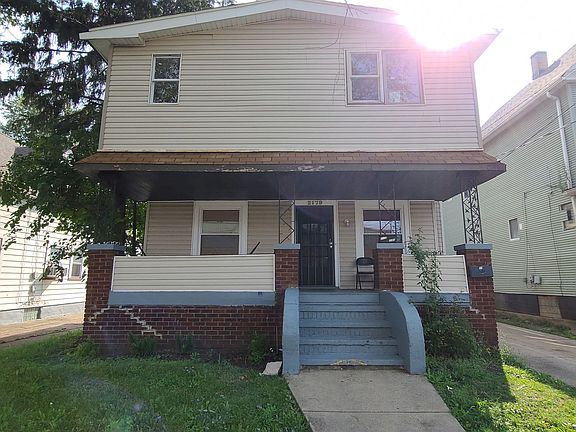 3rd image of 2179 W 106th St