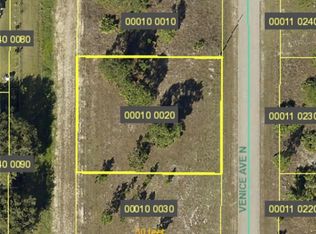 921 Venice Ave N, Lehigh Acres, FL 33971