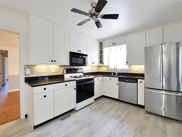 4 Girard Dr — Photo 11