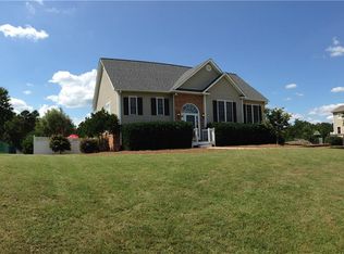 181 Fallingcreek Dr, Advance, NC 27006