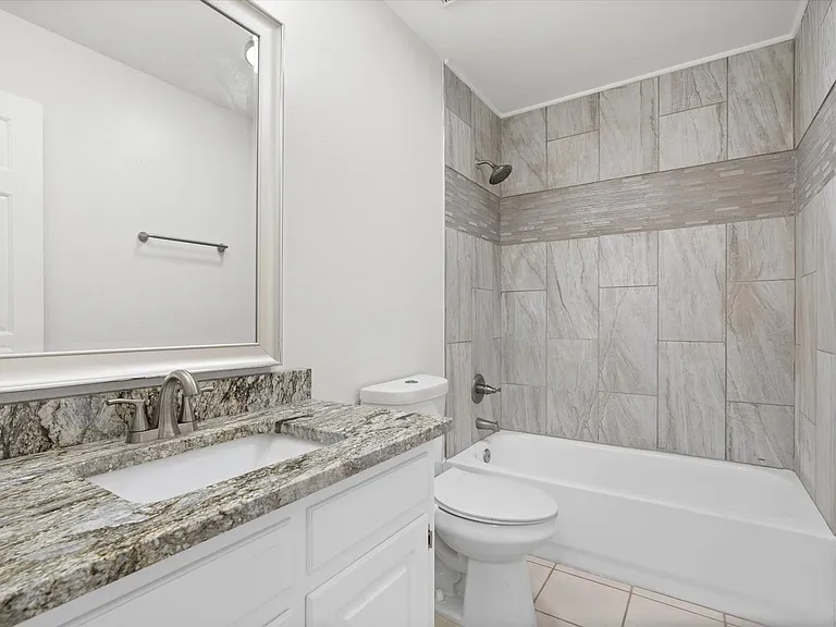 1009 Pinemont Dr — Photo 16