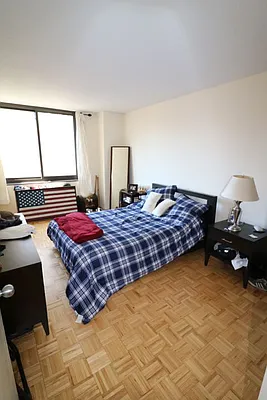 Rented by Newell and Assoc. | media 15