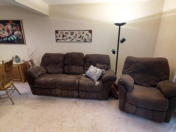 3rd image of 7070 Rainbow Dr APT 5