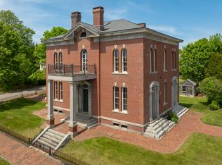 7 Middle St, Wiscasset, ME 04578